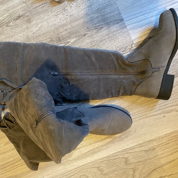 JustFab Shoes - Beautiful grey over the knee boots!